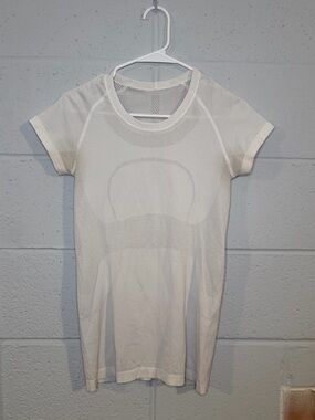 Lululemon Swiftly Tech White Seamless Short Sleeve